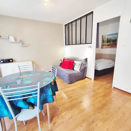 Apartment Des Jardins, Wifi, Centre Luchon Bagneres-de-Luchon