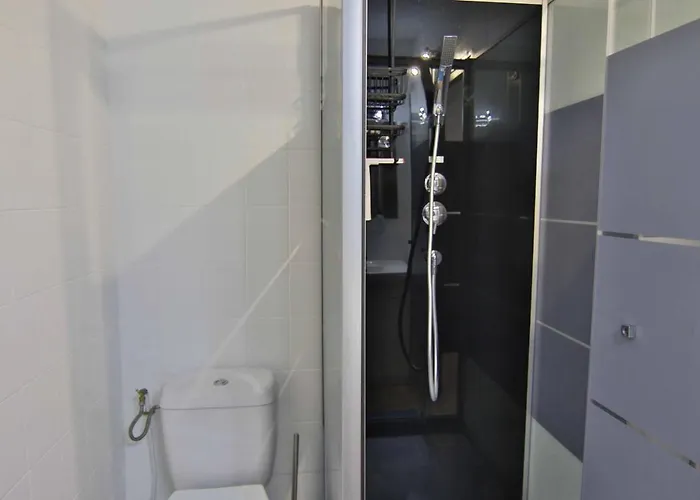 Des Jardins, Wifi, Centre Luchon *