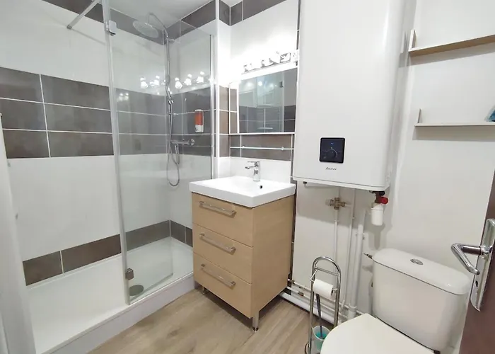 Daire Des Jardins, Wifi, Centre Luchon