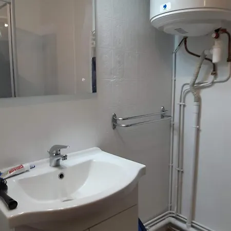 Apartment Des Jardins, Wifi, Centre Luchon