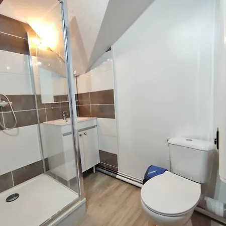 Des Jardins, Wifi, Centre Luchon Apartment *