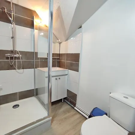 Des Jardins, Wifi, Centre Luchon *