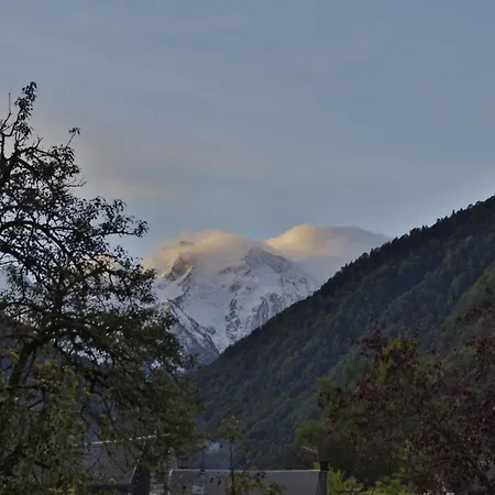 Des Jardins, Wifi, Centre Luchon