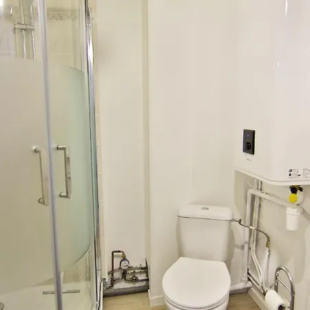 Apartment Des Jardins, Wifi, Centre Luchon