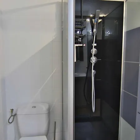 Des Jardins, Wifi, Centre Luchon *