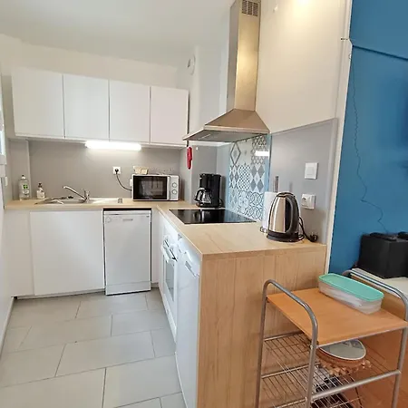 Апартаменты Des Jardins, Wifi, Centre Luchon Bagneres-de-Luchon