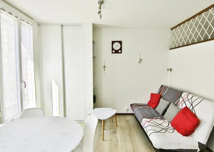 公寓 Des Jardins, Wifi, Centre Luchon Bagnères-de-Luchon