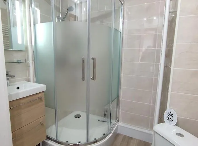 Des Jardins, Wifi, Centre Luchon 公寓 Bagnères-de-Luchon