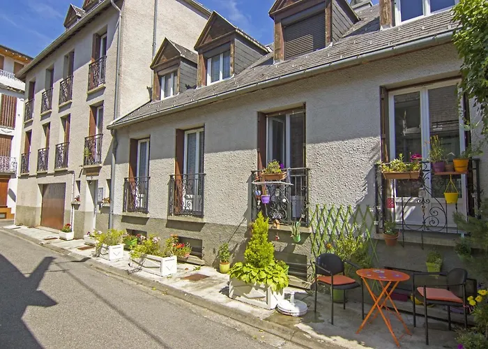 Des Jardins, Wifi, Centre Luchon