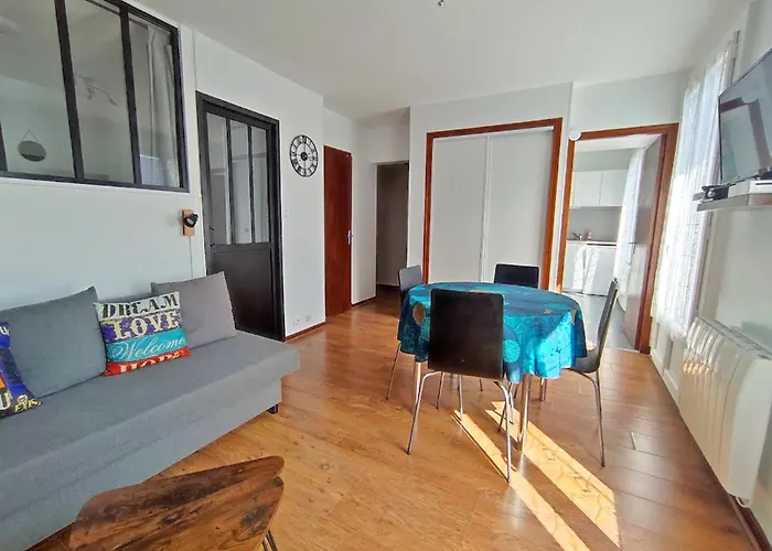 公寓 Des Jardins, Wifi, Centre Luchon *