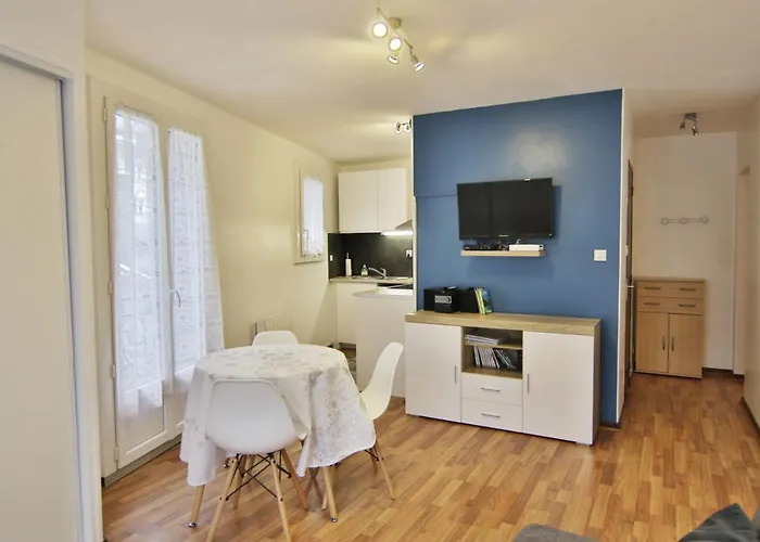 Des Jardins, Wifi, Centre Luchon 公寓 *