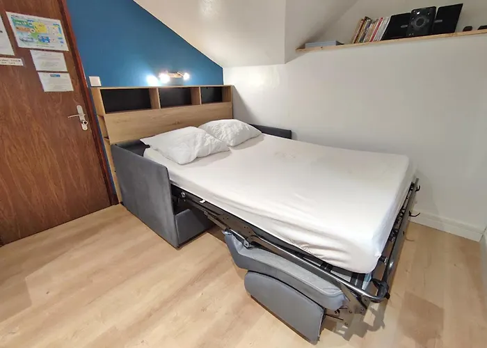 公寓 Des Jardins, Wifi, Centre Luchon Bagnères-de-Luchon