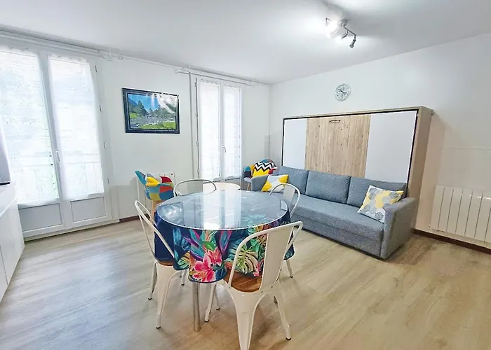 Des Jardins, Wifi, Centre Luchon *